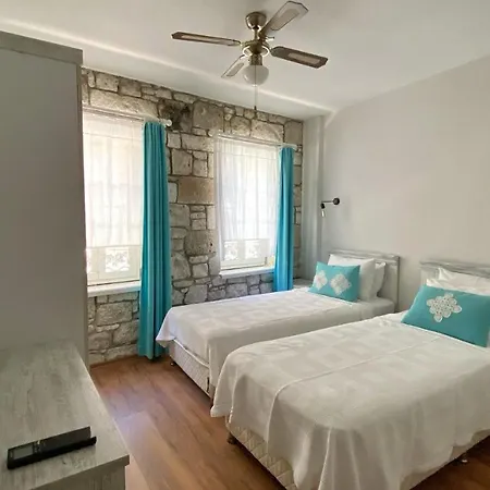 Oberj D'azur Αλακάτι